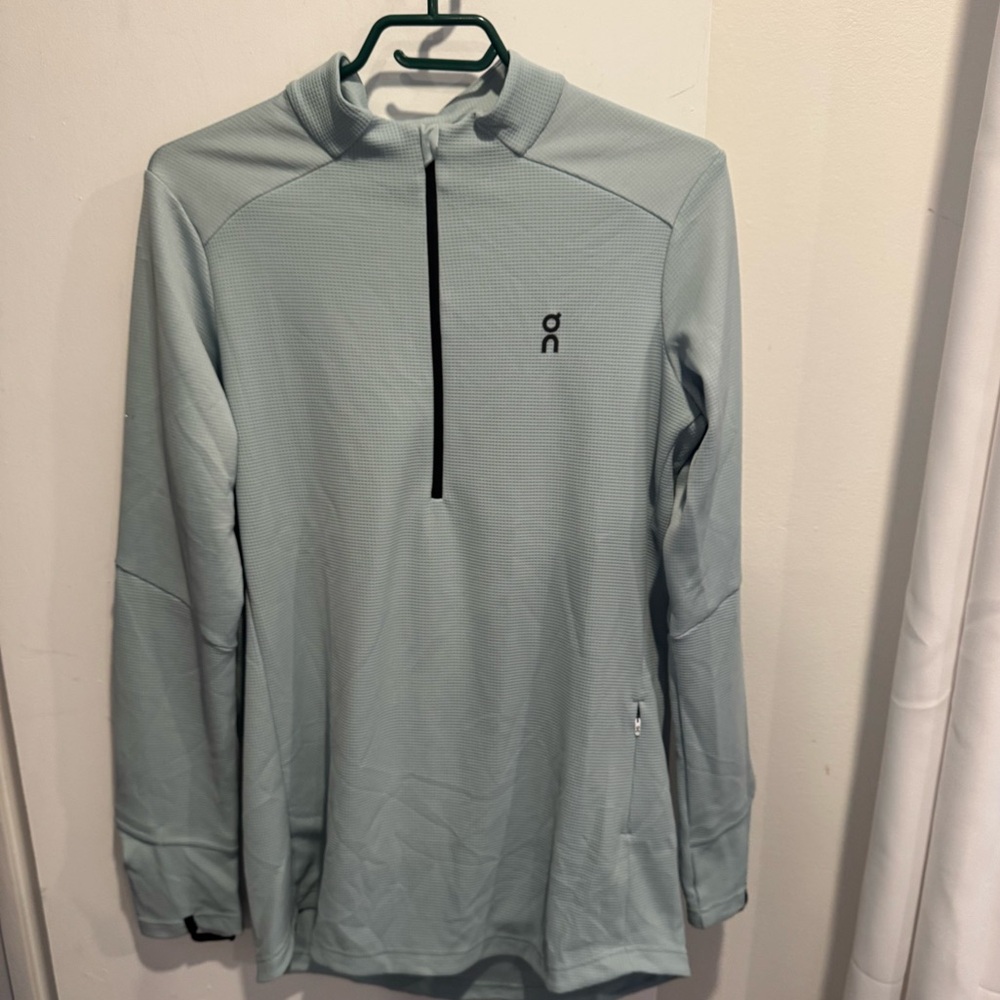 On Climate sage sea running outdoors base layer thumb holes waffle walking US XL